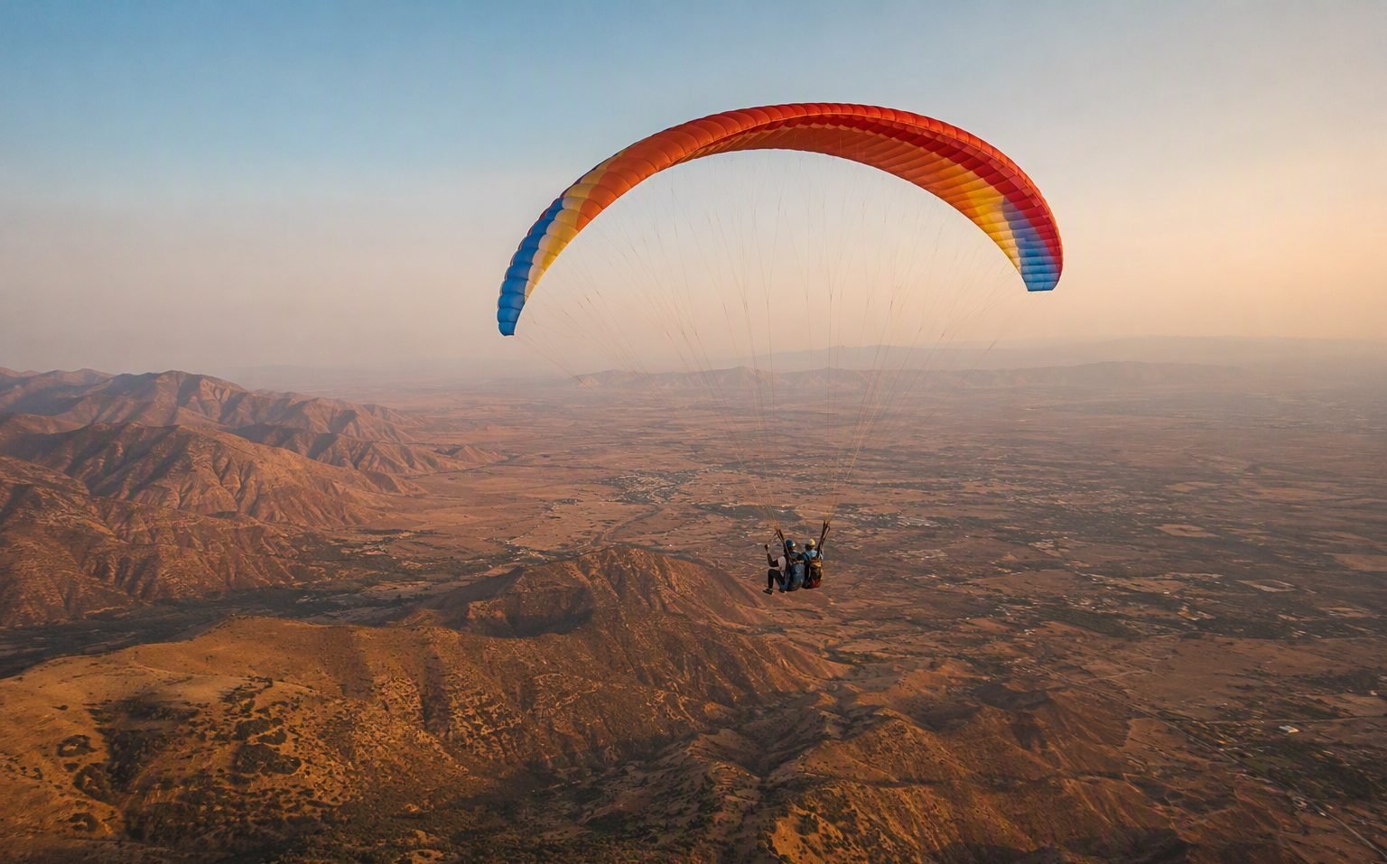 Parapendio biposto vicino a Marrakech
